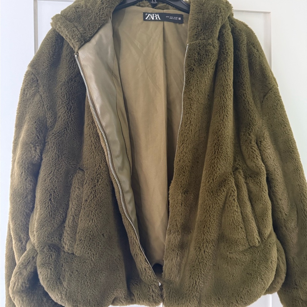 Zara Olive Green Faux Fur Jacket
